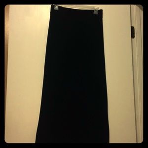 Long black maxi skirt
